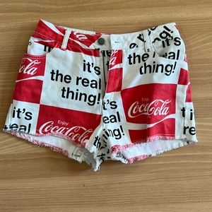 Coca Cola | S | it’s the real thing cut off shorts